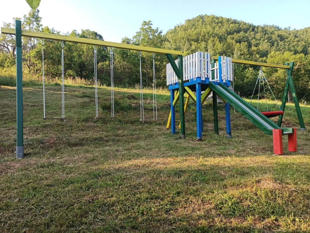 Seosko Domacinstvo „Gabar” Villa Custica Bagian luar foto