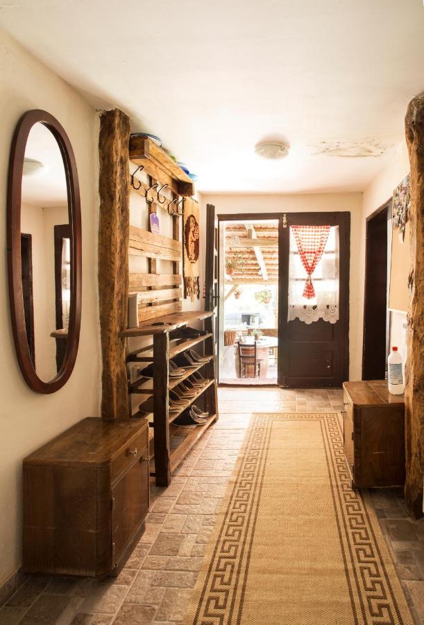 Seosko Domacinstvo „Gabar” Villa Custica Bagian luar foto