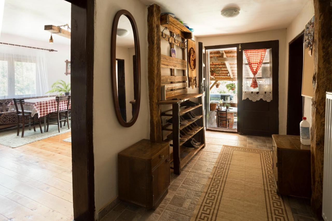 Seosko Domacinstvo „Gabar” Villa Custica Bagian luar foto