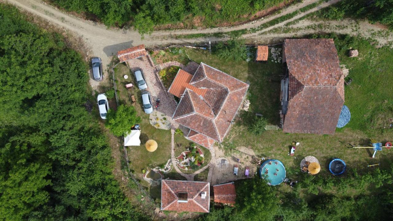 Seosko Domacinstvo „Gabar” Villa Custica Bagian luar foto