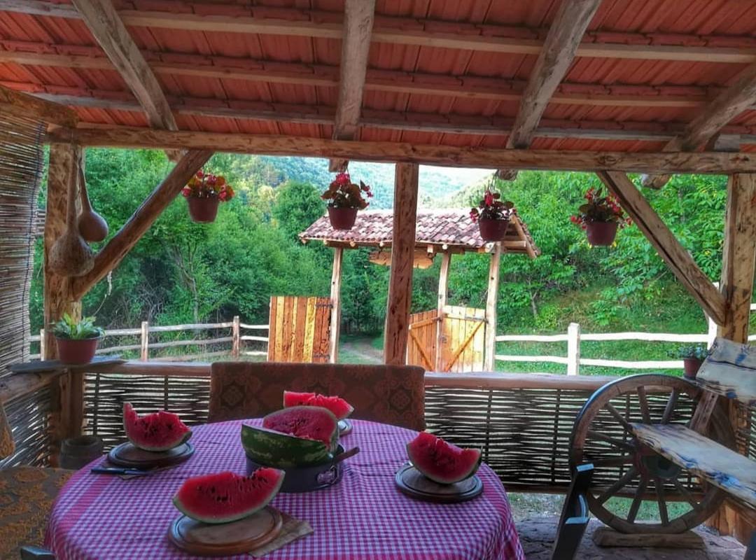 Seosko Domacinstvo „Gabar” Villa Custica Bagian luar foto
